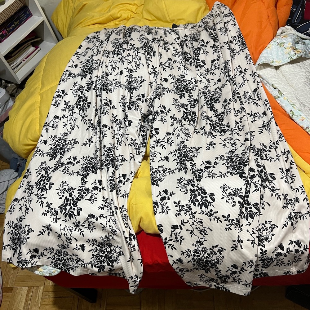 Cider Black and White Floral Pants